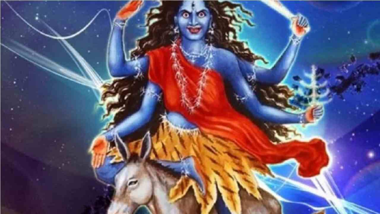 Shardiya Navratri 2021 Day 7 : कालरात्री मातेची पूजा कशी करावी, मंत्र आणि विधी कसे, जाणून घ्या पूर्ण माहिती
