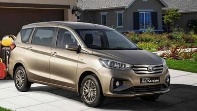 मारुती सुझुकी अर्टिगासारखीच 7 सीटर टोयोटा रुमियन या देशाच्या बाजारात दाखल, ही आहे खासियत