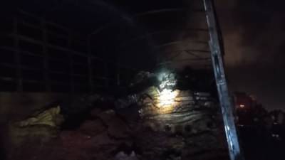 मुंबई-पुणे एक्सप्रेस-वेवर टेम्पोने पेट घेतला, एकाचा मृत्यू