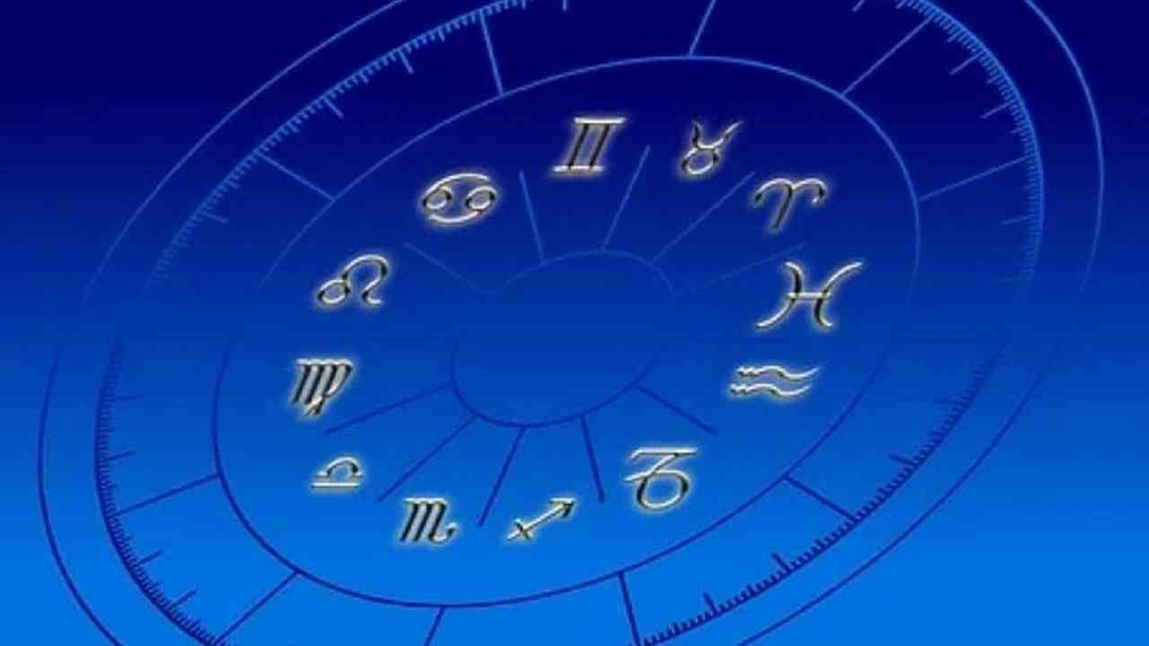 Zodiac Signs | 'या' राशीचे लोक नेहमी असतात ओव्हर कॉन्फिडेंट, 'मी'पणात गमतात खूप काही