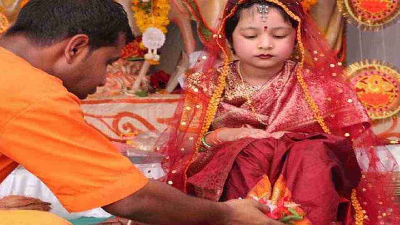 Navratri 2021 : बालिका पुजेशिवाय नवरात्रीचे व्रत अपूर्ण , जाणून घ्या मुलींसह मुल का होते मेजवानीत सामील