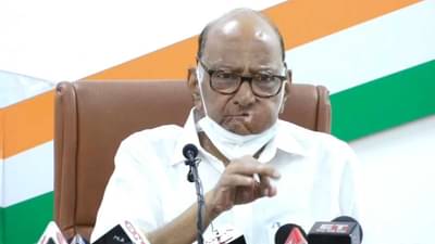 पाहुण्यांनी पाहुणाचार जरूर घ्यावा, पण अजीर्ण होईल इतका घेऊ नये; आयकरांच्या धाडीवरून पवारांची बोचरी टीका