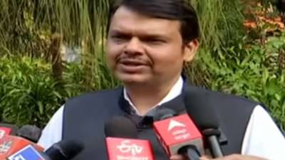 पवार म्हणाले, मावळनंतर राष्ट्रवादी जिंकली, आता फडणवीसांनी जालियनवालाचा आदेशकर्ता दाखवला!