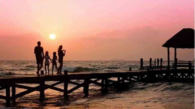 Tourist Destination : भारतातील या 5 टॉप फॅमिली डेस्टिनेशनला नक्की भेट द्या!