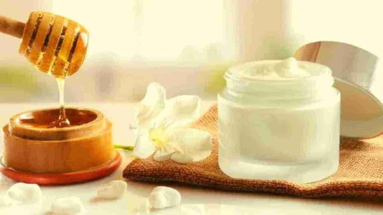 Skin Care Tips : या 3 पद्धतीने घरी नाईट क्रीम बनवा, सुंदर आणि तजेलदार त्वचा मिळवा! 