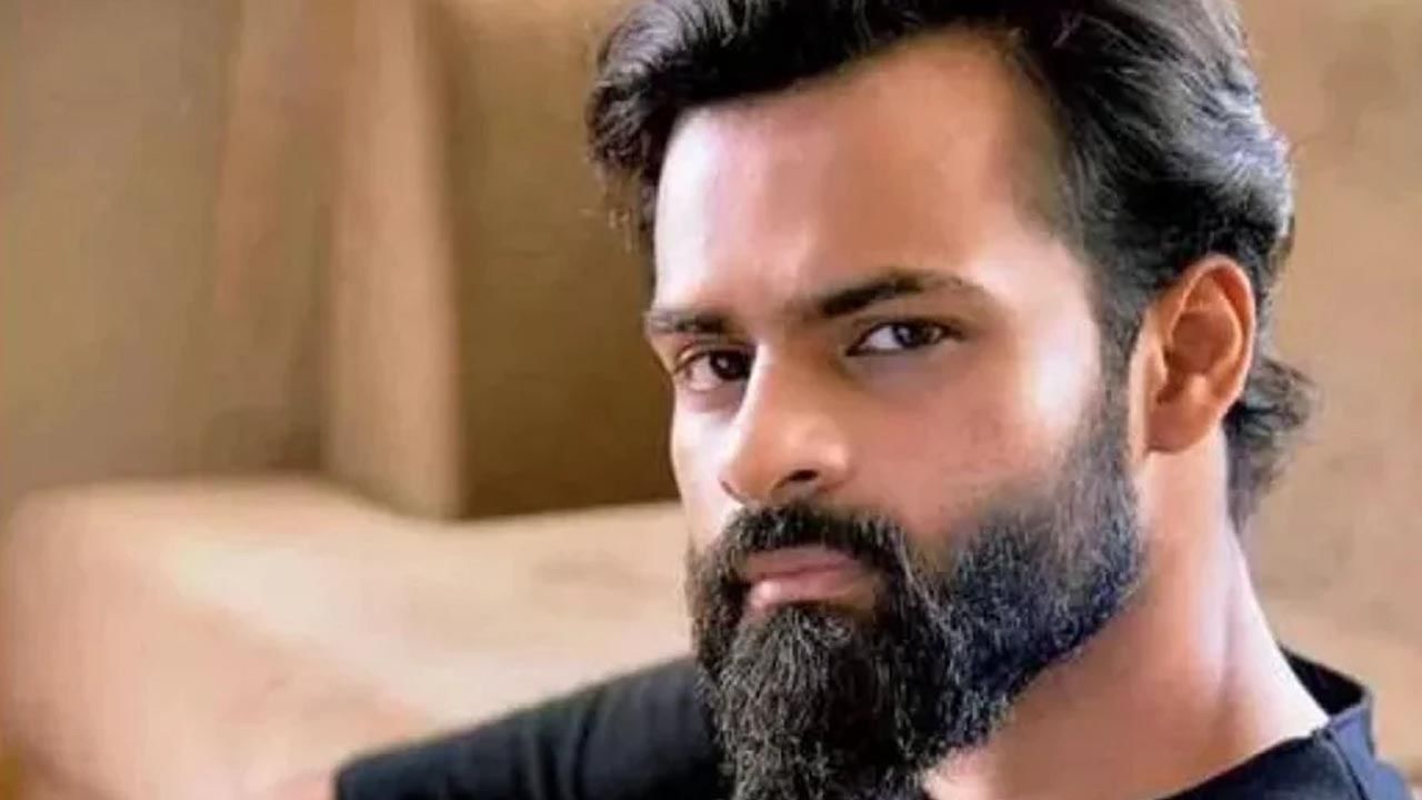 Happy Birthday Sai Dharam Tej | जेव्हा चुलत बहिणीशी लग्न झाल्याच्या अफवांनी धरला जोर, अभिनेता साई धरम तेजला ढकलले नैराश्याच्या गर्तेत्त! Happy Birthday Sai Dharam Tej | जेव्हा चुलत बहिणीशी लग्न झाल्याच्या अफवांनी धरला जोर, अभिनेता साई धरम तेजला ढकलले नैराश्याच्या गर्तेत्त!