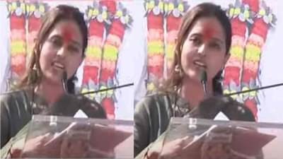 तुम्ही उन्हात, आम्ही सावलीत कसं बसावं, हे आघाडीतल्या कार्यक्रमाचं स्टेज नाही, भगवान गडावर प्रीतम मुंडेंची फटकेबाजी