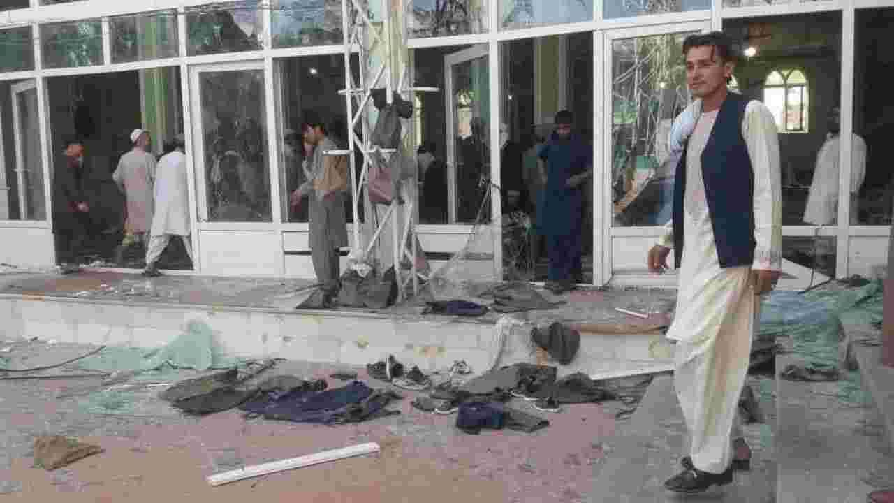 अफगाणिस्तान : कंदहारच्या शिया मशिदीत 3 साखळी स्फोट, हल्ल्यात 32 जण ठार झाल्याची माहिती