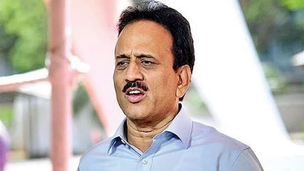 अजितदादा, जयंत पाटील, मुनगंटीवार, विखे-पाटील आणि मला चित्रपटात भूमिका द्या, महाजन यांची सिनेनिर्मात्याला गळ; निर्मात्यानेही घेतली फिरकी