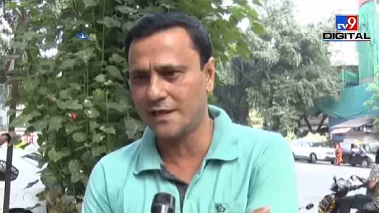 नवीन शिवसेना बाळासाहेबांच्या विचारांना तिलांजली देऊन काँग्रेसच्या मांडीवर बसली