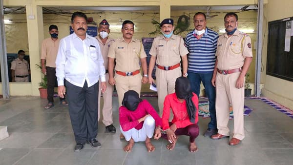 गुटखा विकण्यावरून धावत्या एक्सप्रेसमध्ये फेरीवाल्यांमध्ये हाणामारी, धारदार शस्त्राने वार; एक गंभीर जखमी