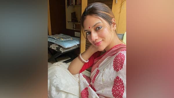 नुसरत जहाँ बऱ्याच काळापासून तिच्या वैयक्तिक आयुष्यामुळे चर्चेत होती. काही दिवसांपूर्वी, नुसरतने तिच्या पहिल्या मुलाला, यशानला जन्म दिला. तेव्हापासून अभिनेता यश दासगुप्तासोबत तिच्या लग्नाच्या अफवा पसरू लागल्या आहेत.