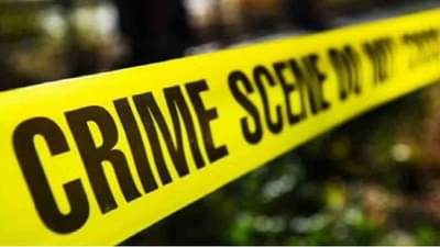 उल्हासनगरमध्ये थरार ! पैशाच्या वादातून आधी दोघांवर हल्ला, पोलिसांवरही चाकूने वार, आरोपी फरार