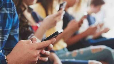 Jio, Airtel आणि Vi च्या 500 रुपयांच्या रिचार्ज प्लॅनवर या अ‍ॅप्सचा मिळेल ऍक्सेस; जाणून घ्या फायदे