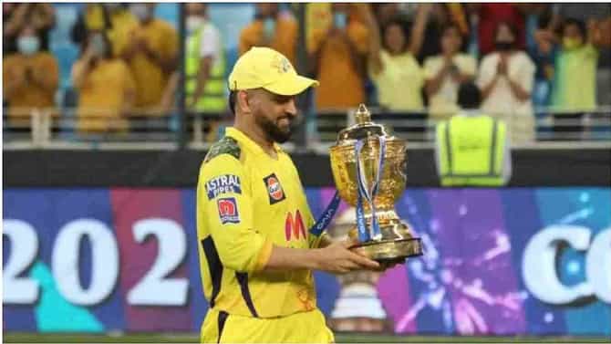 मोठी बातमी : चेन्नई सुपर किंग्ज MS धोनीला रिटेन करणार, पुढचा IPL हंगाम खेळण्यावरही शिक्कामोर्तब
