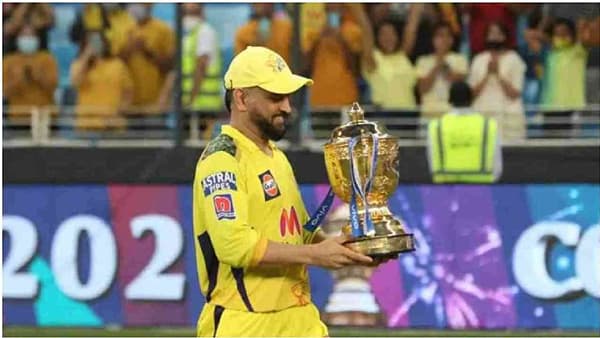 मोठी बातमी : चेन्नई सुपर किंग्ज MS धोनीला रिटेन करणार, पुढचा IPL हंगाम खेळण्यावरही शिक्कामोर्तब