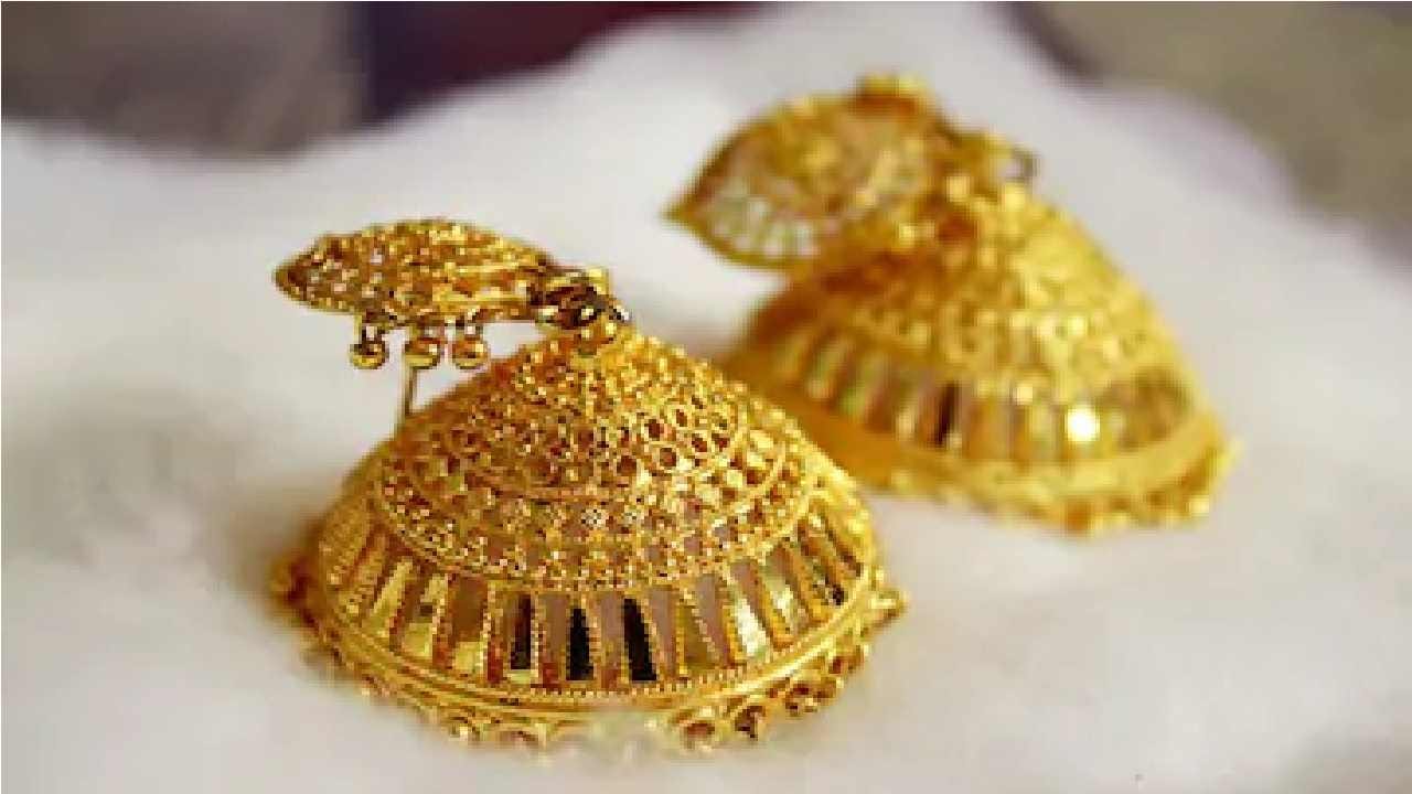 Gold Rate Today: Gold, silver prices 