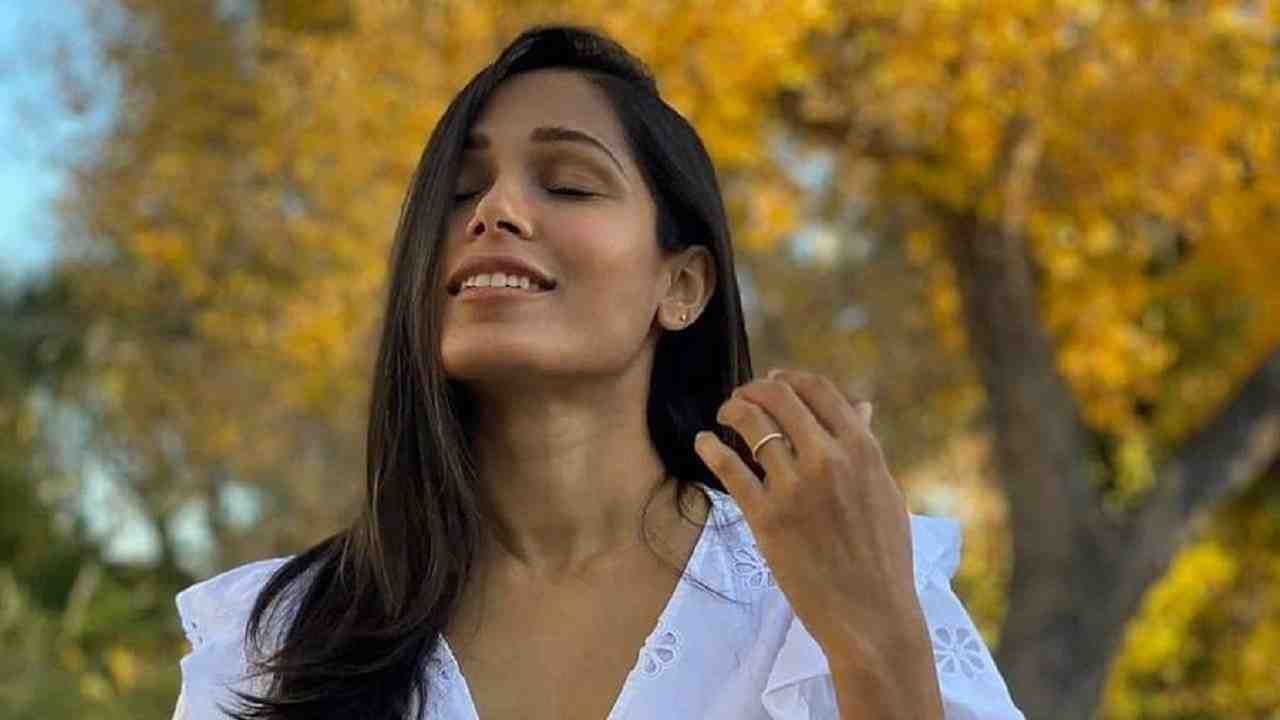 फ्रीडा पिंटोच्या ‘स्लमडॉग मिलेनियर’ या पहिल्याच चित्रपटाने 8 ऑस्कर पुरस्कारावर आपले नाव कोरले होते.