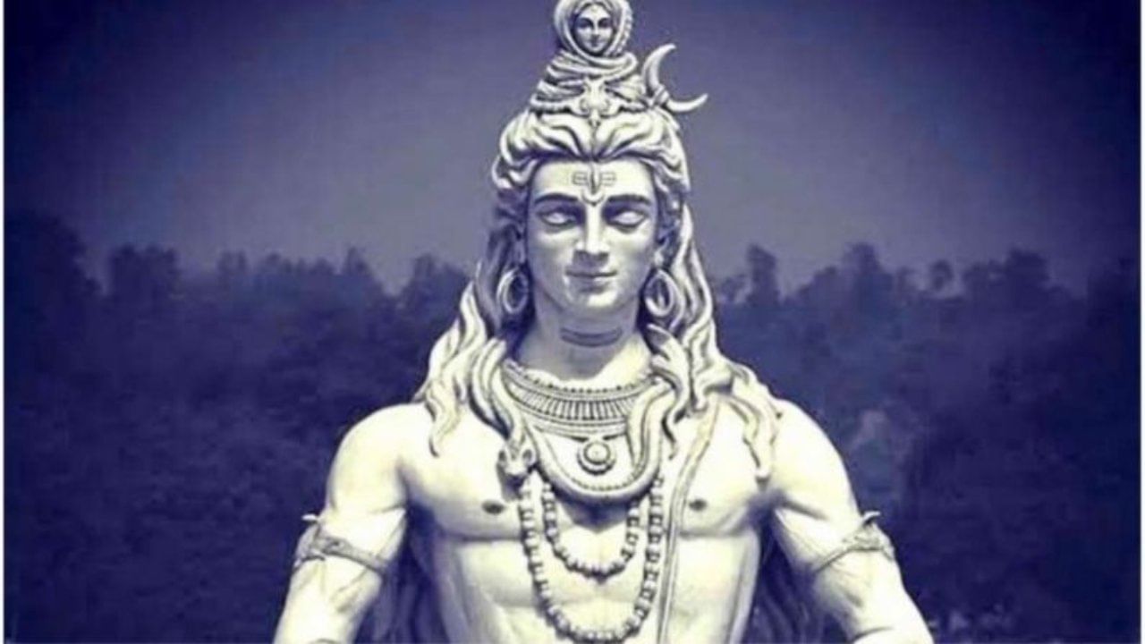 Shiva Worship Tips : महादेवांना प्रसन्न करण्यासाठी, जीवनातील सर्व दु:खापासून मुक्त होण्यासाठी सोमवारी हे उपाय करा Shiva Worship Tips : महादेवांना प्रसन्न करण्यासाठी, जीवनातील सर्व दु:खापासून मुक्त होण्यासाठी सोमवारी हे उपाय करा