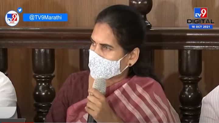 Bharati Pawar | भारतात दुसरी लाट अजून संपली नाही, भारती पवार यांचं मत Bharati Pawar | भारतात दुसरी लाट अजून संपली नाही, भारती पवार यांचं मत