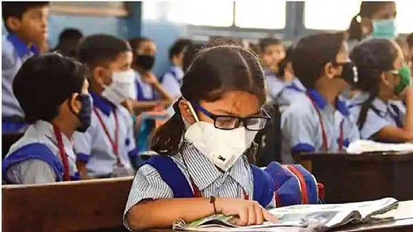 दिलासादायक बातमी : नागपुरात शाळा सुरु होऊन 15 दिवस, पण एकाही विद्यार्थी-शिक्षकाला कोरोनाची बाधा नाही!