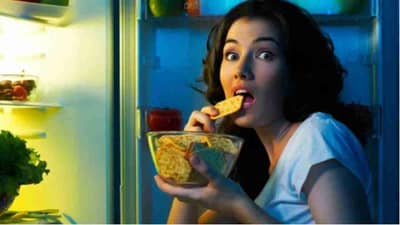 Health Care : या 4 गोष्टी स्मरणशक्तीला मारक, त्यांचा तुमच्या आहारात समावेश नाही ना?, वाचा याबद्दल सविस्तर!