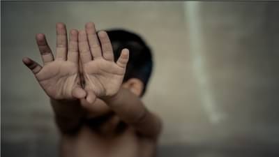 लहान मुलांचं रक्त प्यायचा हा ड्रॅक्युला, पोलिसांना चकवून पळाला, जमावाने ठेचून मारला