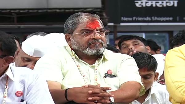 साखरेला चांगले दिवस, ऊसाला 3700 रुपये भाव द्या, राजू शेट्टींची नाशिकमधून मागणी; एसटी कर्मचाऱ्यांनाही महत्वाचा सल्ला