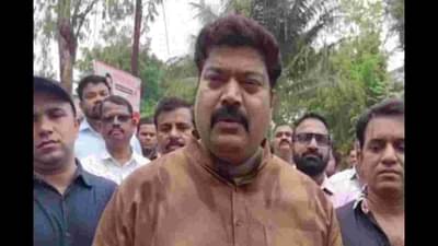 27 गावात आणि डोंबिवलीत आयुक्तांचे बिल्कूल लक्ष नाही; केडीएमसी आयुक्तांवर मनसे आमदार संतापले!