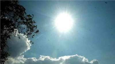 Weather Forecast : सकाळी गुलाबी थंडी, दुपारी ऑक्टोबर हीटचे चटके, अलमारीतून स्वेटर बाहेर निघाले