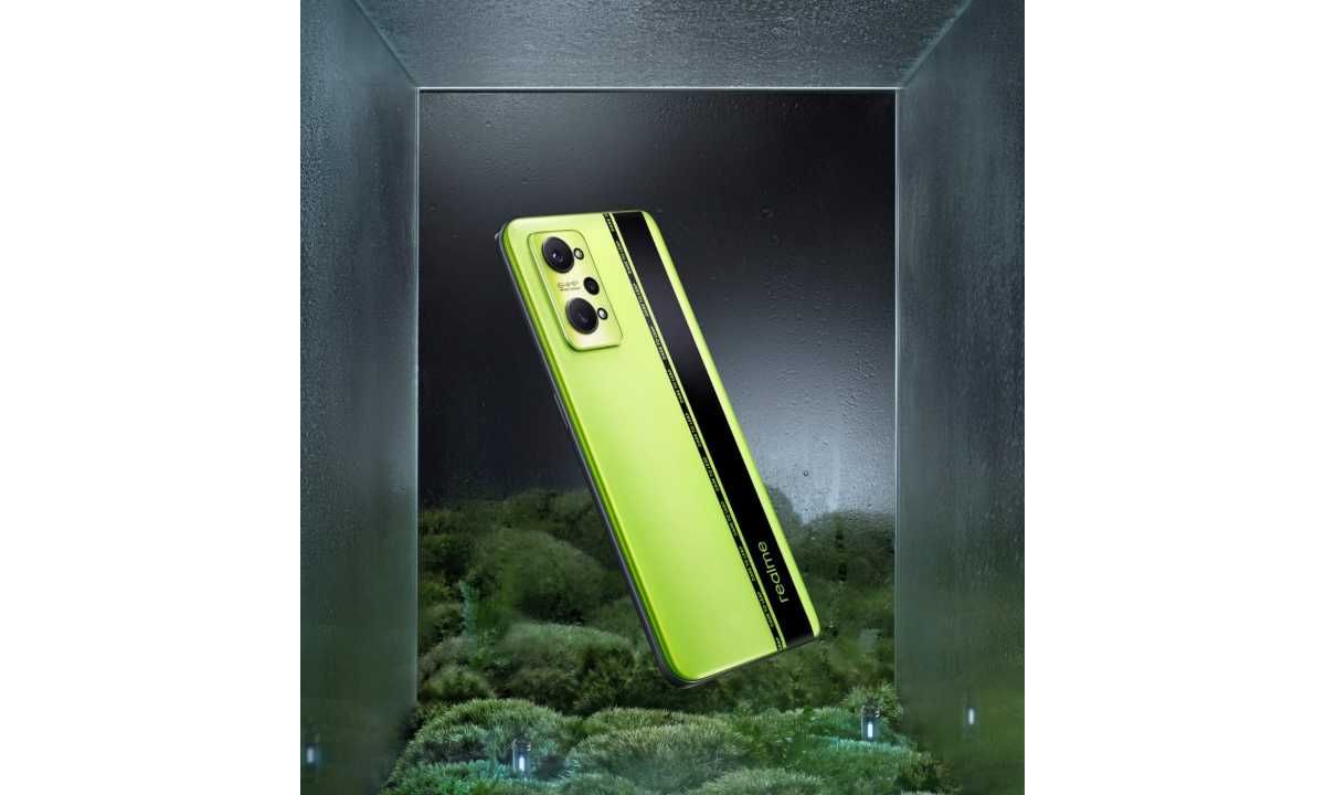 12GB/256GB, 64MP ट्रिपल कॅमेरा, Realme चा जबरदस्त फोन बाजारात, जाणून घ्या किंमत आणि स्पेसिफिकेशन्स 12GB/256GB, 64MP ट्रिपल कॅमेरा, Realme चा जबरदस्त फोन बाजारात, जाणून घ्या किंमत आणि स्पेसिफिकेशन्स