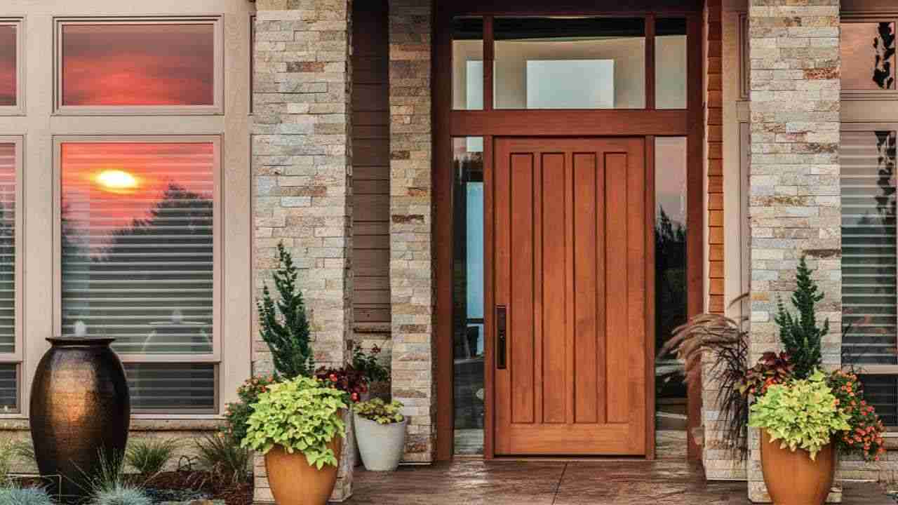 Door Vastu Dosh : दुर्भाग्य टाळायचे असेल तर चुकूनही घरामध्ये होऊ देऊ नका दरवाजाशी संबंधित हे वास्तु दोष