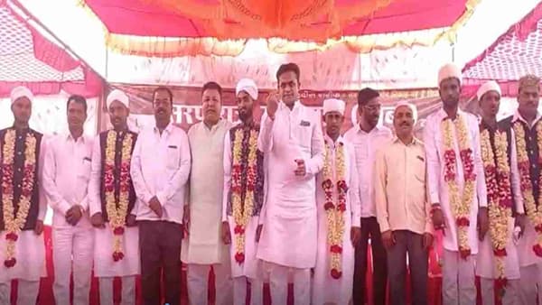 लेकाच्या लग्नाचा अनावश्यक खर्च टाळत 22 जोडप्यांचा विवाह, लातूरमध्ये अनोख्या सोहळ्याची चर्चा