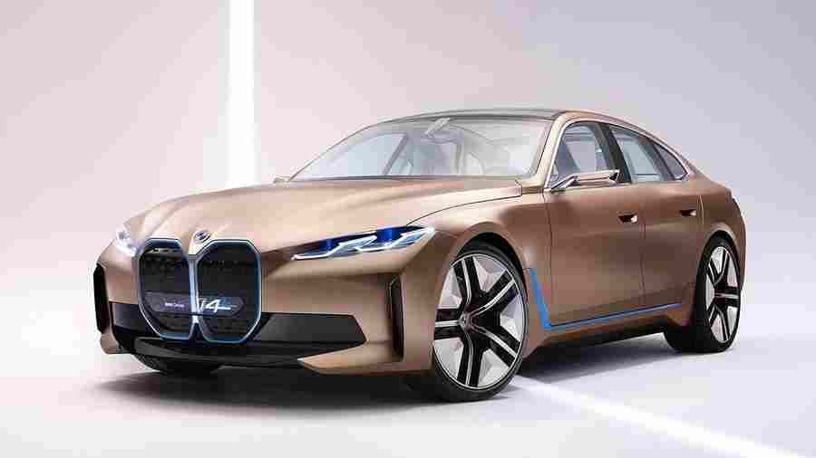 आता एका चार्जवर पार करा 700 किलोमिटरचा रस्ता, BMW तयार करतेय दमदार इलेक्ट्रिक कार