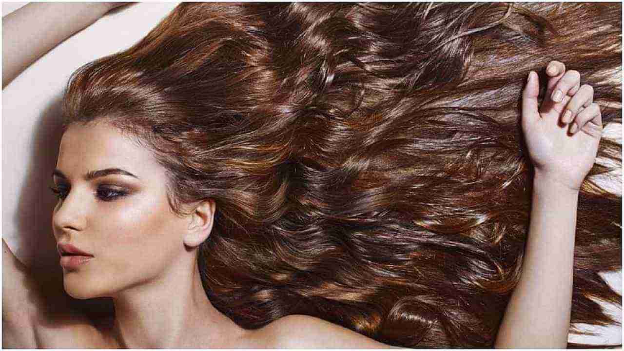 Hair Care Tips : हिवाळ्यात केसांची काळजी घेण्यासाठी हे घरगुती उपाय फायदेशीर! 