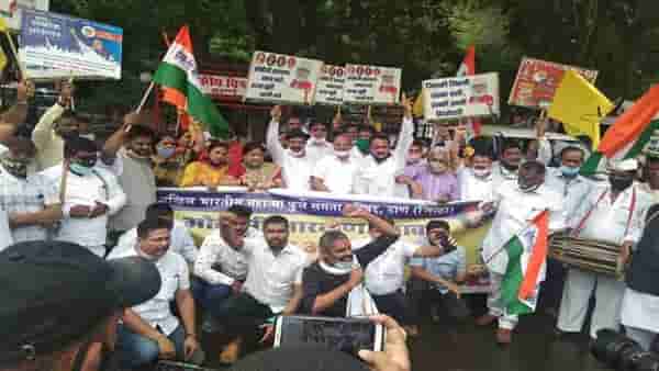 OBC राजकीय आरक्षणावर नवं सकंट, अध्यादेशाविरोधात हायकोर्टात याचिका, राज्य सरकारच्या भूमिकेकडं लक्ष