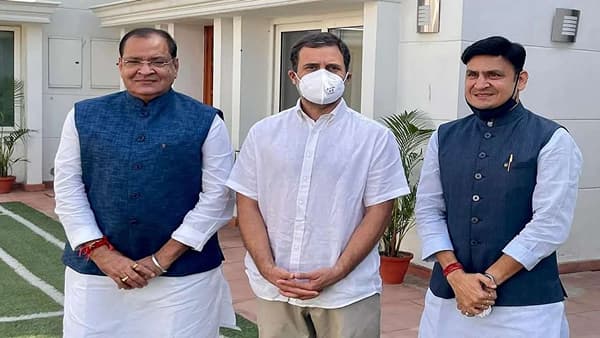 काँग्रेसचा उत्तराखंडातही पंजाब पॅटर्न?, दलित मुख्यमंत्री देणार?; हरीश रावत यांचं टेन्शन वाढलं