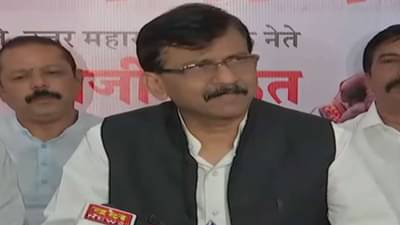 स्वातंत्र्यवीर सावरकरांवरील चिखलफेक थांबवायची असेल तर त्यांना भारतरत्न द्या, संजय राऊतांचं मोदी, शाहांना आवाहन