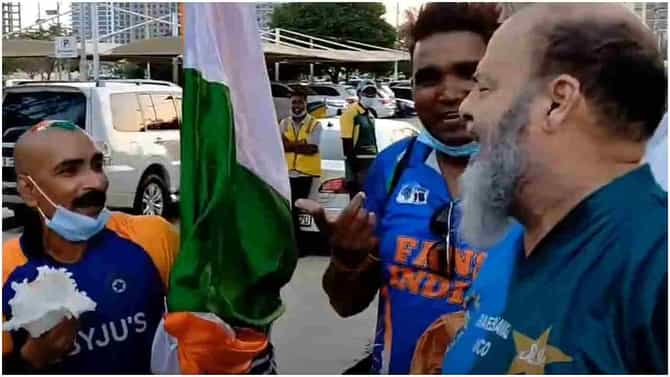 IND vs PAK, T20 World Cup 2021: भारत-पाकिस्तान महामुकाबल्यापूर्वी फॅन्स भिडले, टीव्ही फोडण्यावरुन डिवचलं