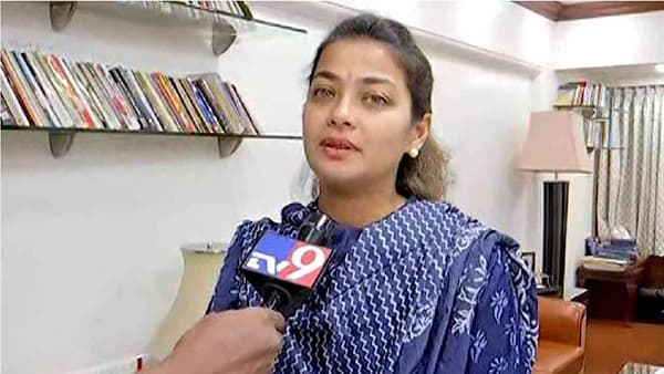 ईडी म्हणजे आता पान तंबाखूच्या दुकानासारखी, उद्या माझ्याही घरी येतील, प्रणिती शिंदेंची खोचक टीका