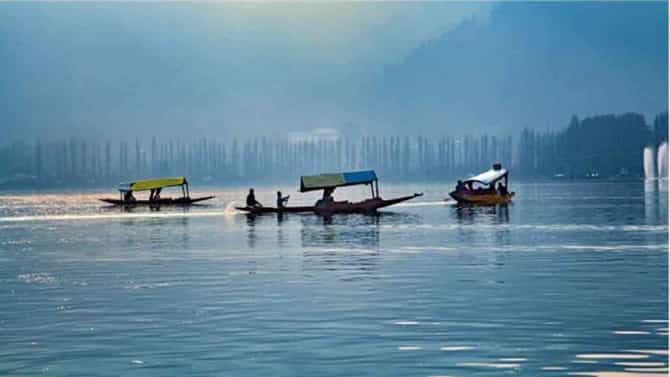 Tourist Places : उत्तर भारतातील ही पर्यटन स्थळे हिवाळ्यात भेट देण्यास उत्तम!