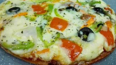 Pizza : घरचे-घरी बनवा हा हेल्दी सूजी पिझ्झा, जाणून घ्या त्याची खास रेसिपी!