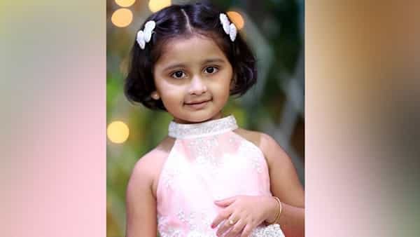 झी मराठी वाहिनीवर 'माझी तुझी रेशीमगाठ' ही नवी मालिका सुरू झाली आहे. या मालिकेत प्रेक्षकांचं लक्ष वेधून घेत आहे ती म्हणजे जेमतेम चार वर्षांची एक चिमुरडी मायरा.