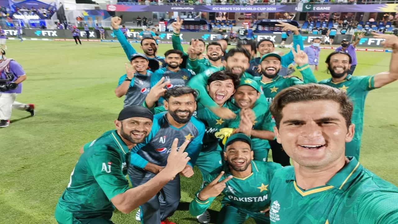 T20 World Cup 2021: पाकिस्तानची विजयी घोडदौड सुरुच, न्यूझीलंडला 5 विकेट्सनी मात देत स्पर्धेतील दुसरा विजय