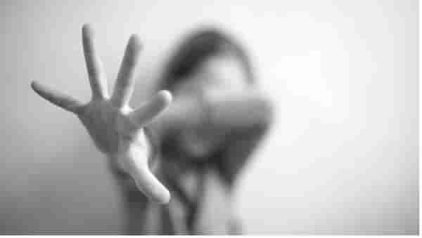 Mumbai Crime: कामावर उशिरा आली म्हणून अल्पवयीन नोकरानीला निर्वस्त्र करुन मारहाण, नग्न व्हिडिओही काढला