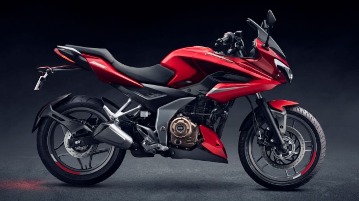 2021 Bajaj Pulsar 250 भारतात लाँच, जाणून घ्या किंमत आणि फीचर्स