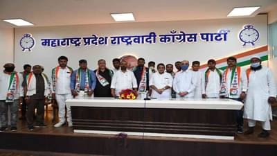 मालेगावात समाजवादी पक्षाला तर बुलडाण्यात भाजपला धक्का, काँग्रेस राष्ट्रवादीत पक्षप्रवेशाचे सोहळे!