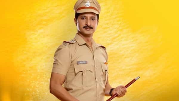 23 नोव्हेंबरपासून स्टार प्रवाहवर सुरु होतेय नवी मालिका ज्याचं नाव आहे 'अबोली'. या मालिकेत सचित पाटील इन्सपेक्टर अंकुश ही व्यक्तिरेखा साकारणार आहे. सचितला याआधी आपण ग्लॅमरस रुपात पाहिलं आहे. त्यामुळे अबोली मालिकेतला त्याचा हा नवा अंदाज प्रेक्षकांना नक्कीच आवडेल.