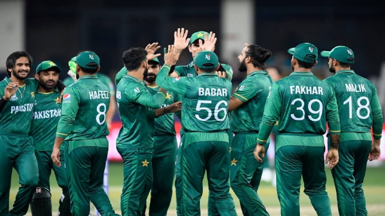 बांग्लंदेशविरुद्धच्या कसोटी सामन्यांसाठी पाकिस्तानचा संघ जाहीर, 4 खेळाडूंना बाहेरचा रस्ता