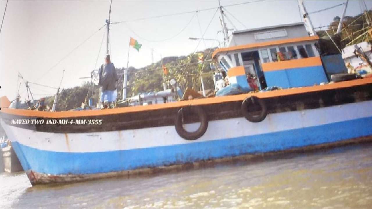 रत्नागिरीतील नौका समुद्रात बेपत्ता, सहा खलाशांसोबत पाच दिवसांपासून संपर्क नाही